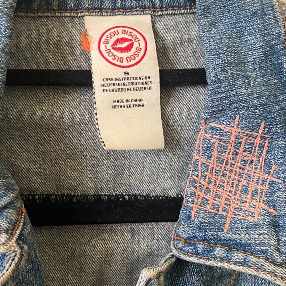 Vintage Bison Bisou denim jacket embroidery crystal beads size small Boho Fairy - Picture 6 of 8